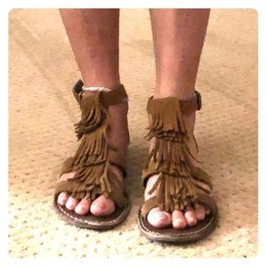 Size 7 American Eagle sandals